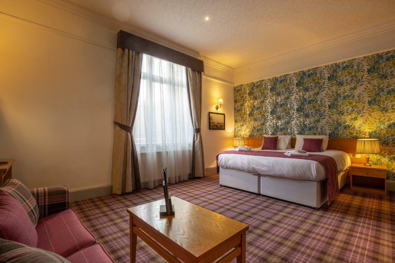 Woodthorpe Hotel Прествіч Екстер'єр фото
