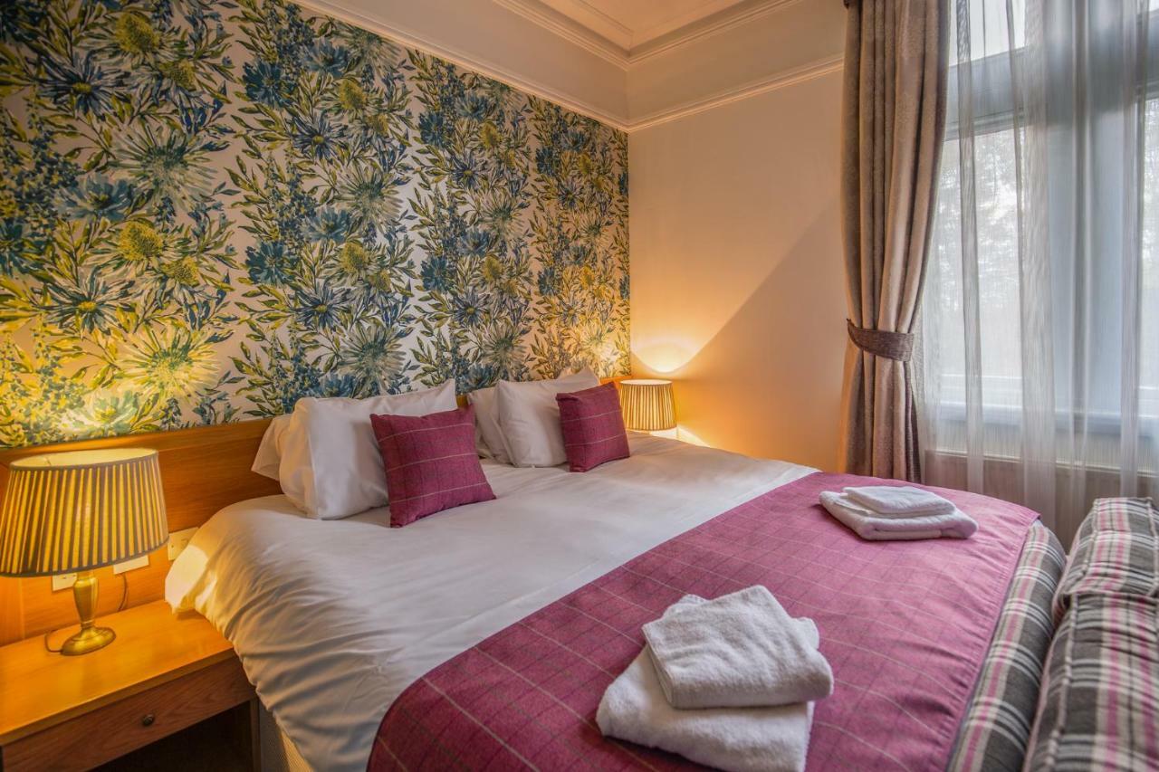 Woodthorpe Hotel Прествіч Екстер'єр фото